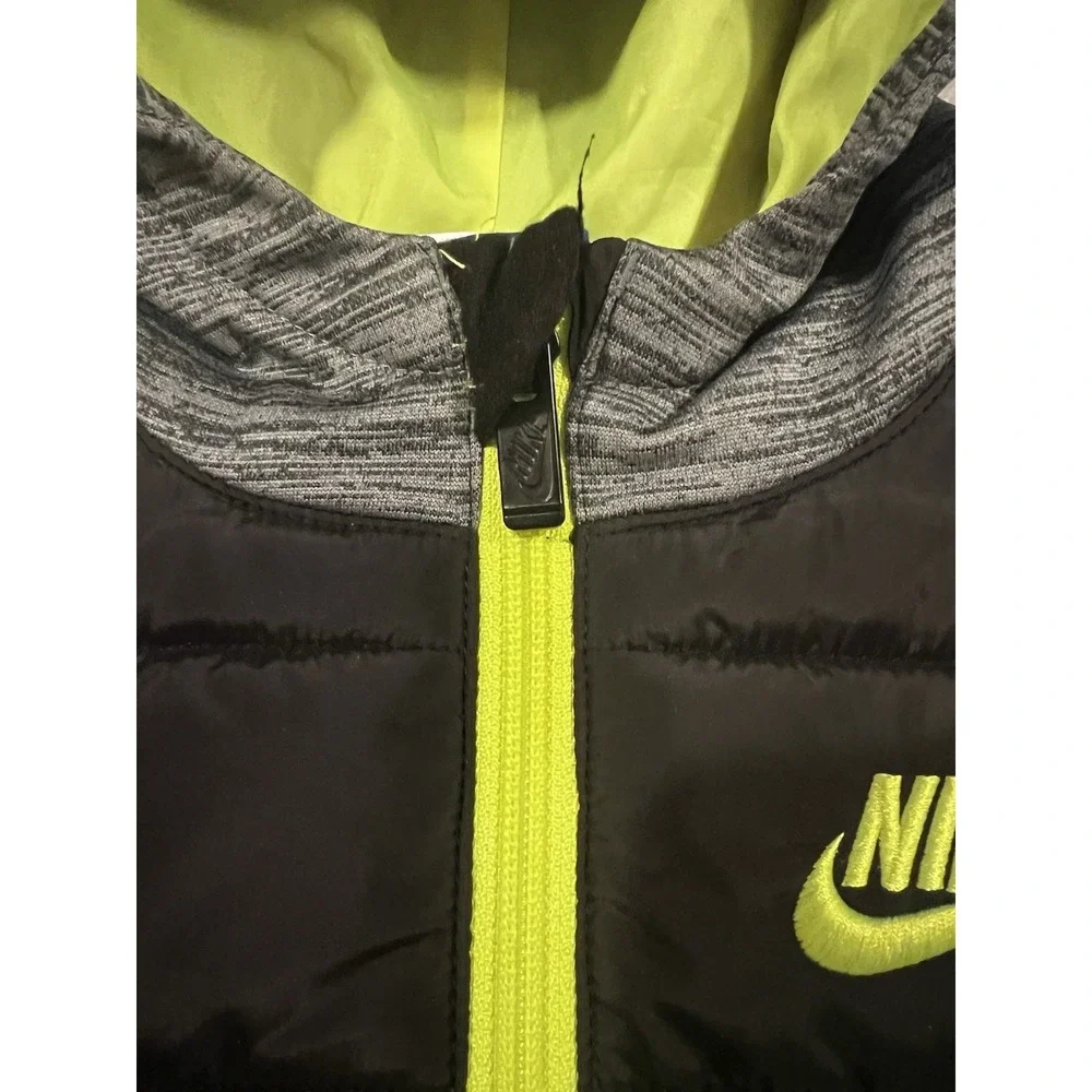 Nike toddlers puffer